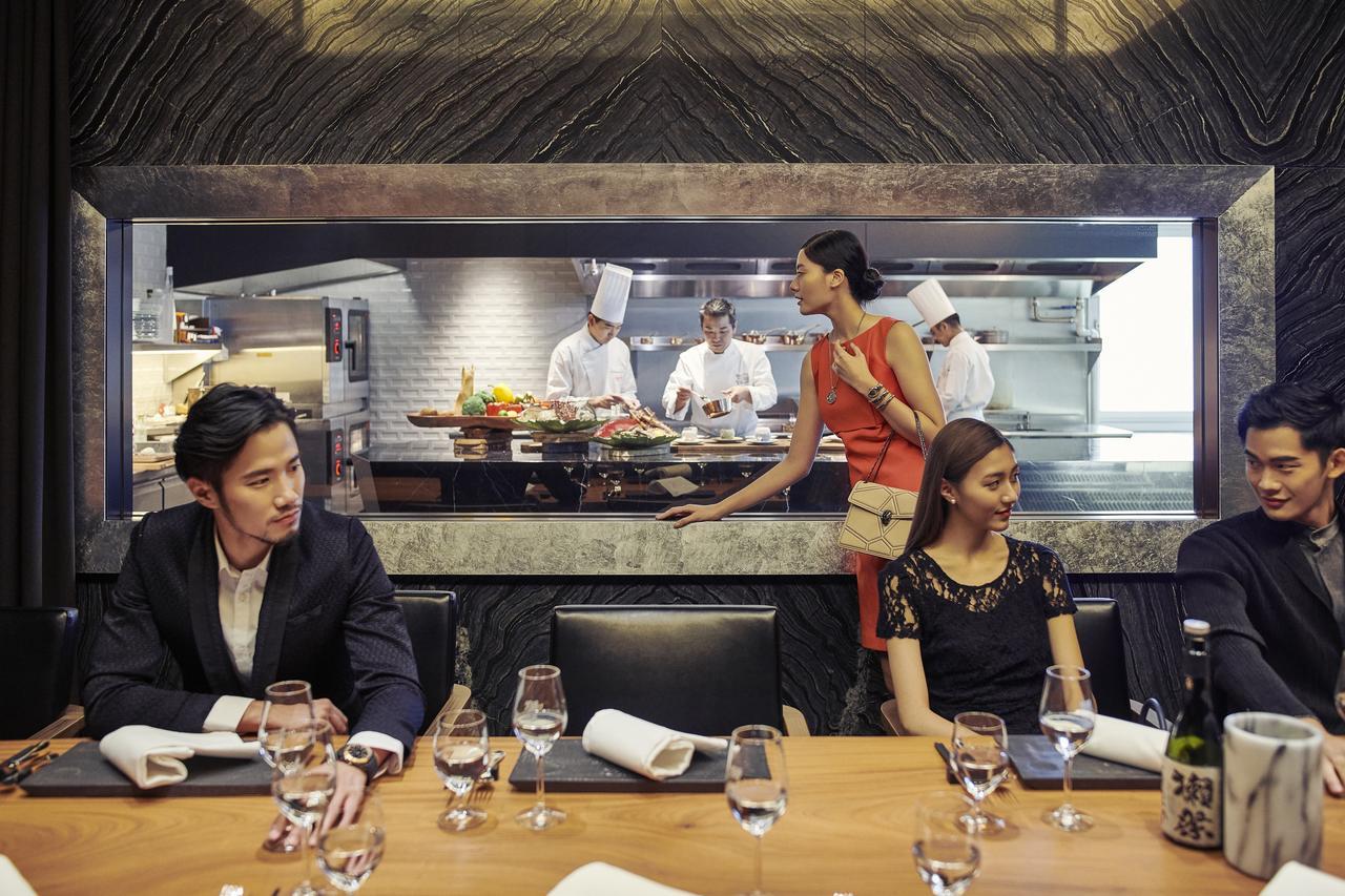 Отель Silks Club Гаосюн Экстерьер фото A restaurant in Kuala Lumpur, Malaysia